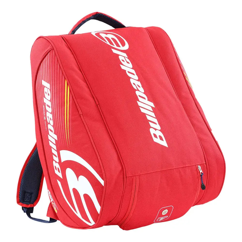 Paletero Bullpadel FEP Rojo – La Elección de los Profesionales